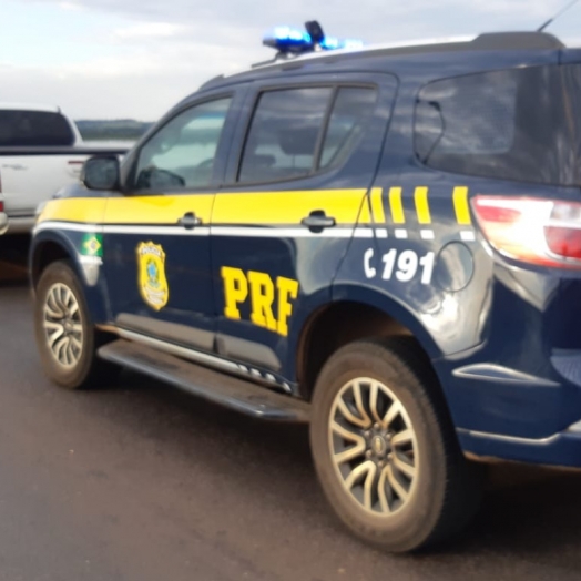 PRF recupera em Guaíra caminhonete roubada no Rio Grande do Sul