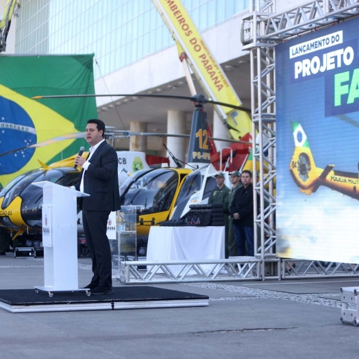 Projeto Falcão reforça policiamento do Paraná com helicópteros superequipados