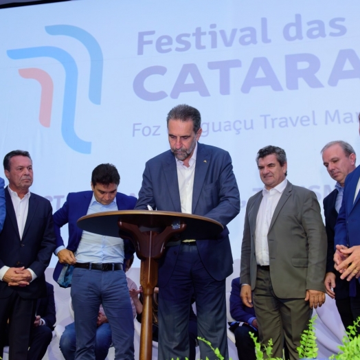 PTI e Viaje Paraná firmam parceria estratégica para fortalecer o turismo no estado