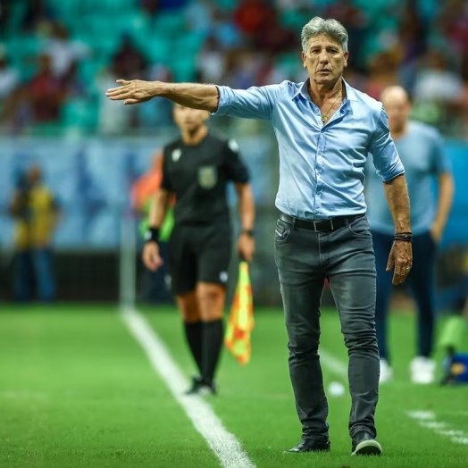 Renato Gaúcho dispara após polêmica em jogo do Grêmio: 