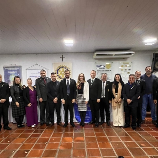 Rotary Club de São Miguel do Iguaçu empossa novo presidente