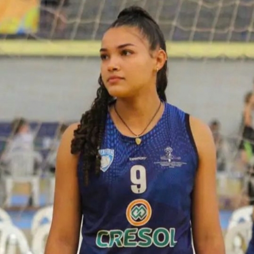 Santa-helenense Gabrielle Damborowiski é contratada por equipe dos Estados Unidos