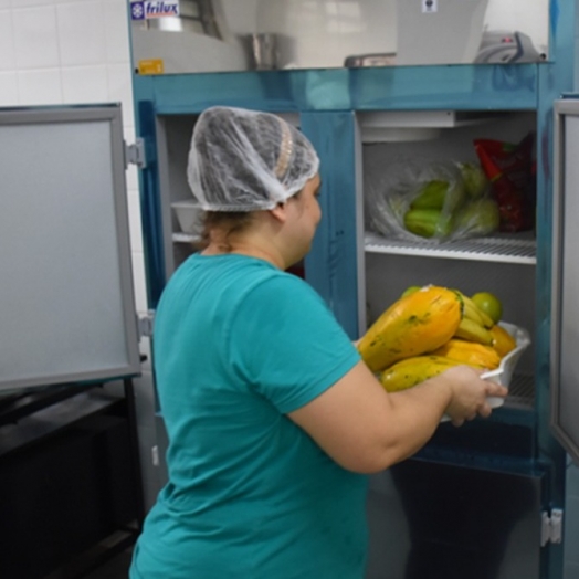 São Miguel do Iguaçu entrega geladeiras para Escola e CMEI’s do município