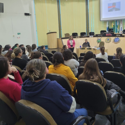 São Miguel do Iguaçu: Formação continuada capacita profissionais para atender alunos com TEA