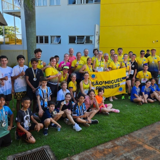 São Miguel Runneres Conquista 16 Pódios na Corrida de Rua da UTFPR