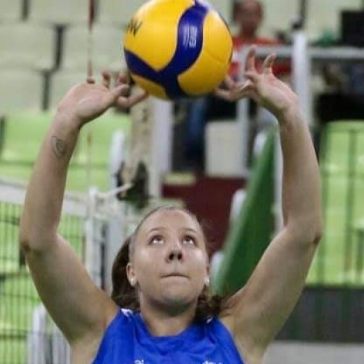 São-miguelense é convocada para seleção brasileira e irá disputar Mundial feminino de voleibol sub-18