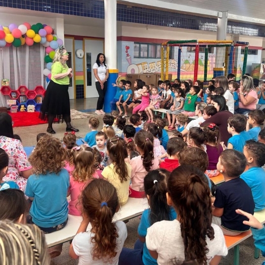 Semana da Criança leva diversão e aprendizado às escolas e CMEIs de Foz do Iguaçu