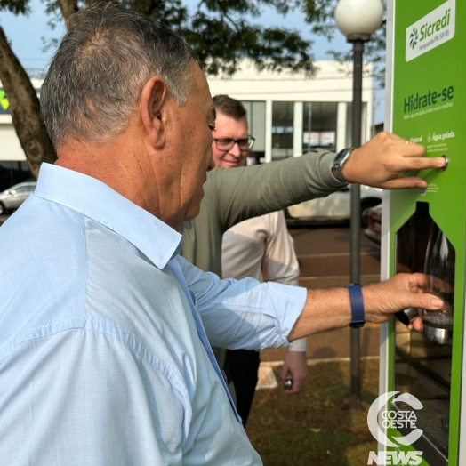 Sicredi inaugura base de hidratação na praça central de São Miguel do Iguaçu