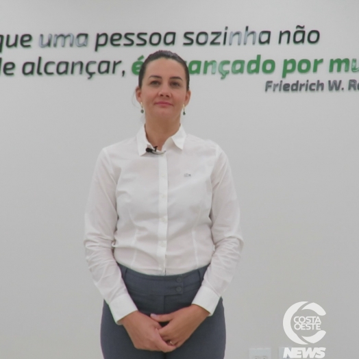 Sicredi Vanguarda comemora 38 anos; Lisangela Kunh externa agradecimentos aos colaboradores e cooperados