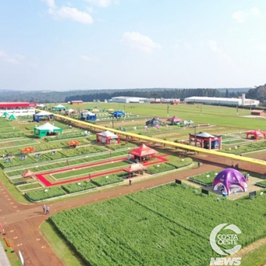 Sindicato dos Trabalhadores Rurais de São Miguel do Iguaçu oferece transporte gratuito para agricultores participarem do Show Rural