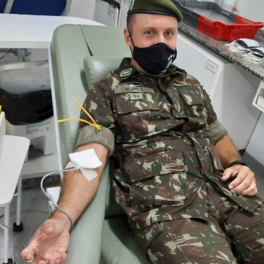 Tiro de Guerra 05-018 realiza doação de sangue e apoia vacinação de grupos prioritários em Medianeira