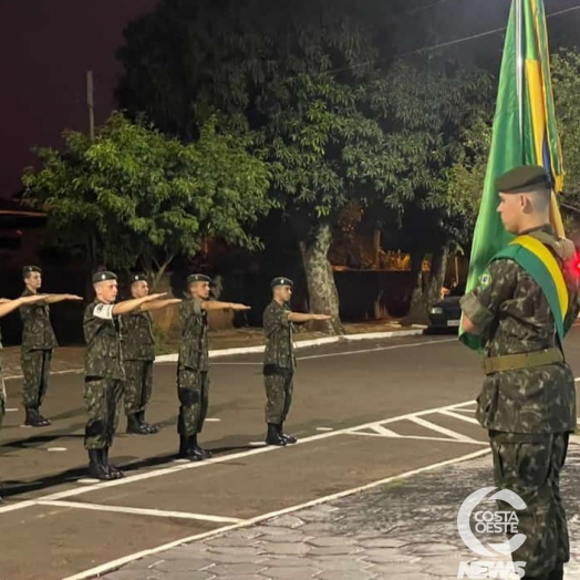 Tiro de Guerra realiza formatura em comemoração ao Dia do Soldado