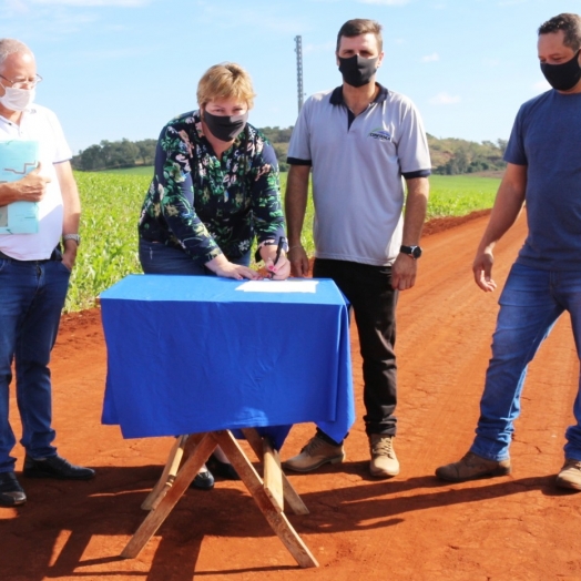 Um dos últimos trechos de estrada de terra em Itaipulândia irá receber pavimentação poliédrica