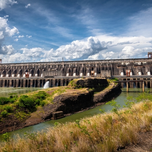 Usina de Itaipu tem o melhor primeiro semestre dos últimos cinco anos