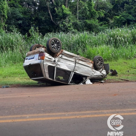 Veículos colidem na PR 488 entre Santa Helena e Diamante D